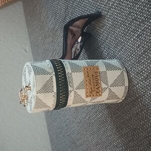 1pc White Cosmetic Case Keychain Mini Round Cylinder Lipgloss/Coin Purse Pouch